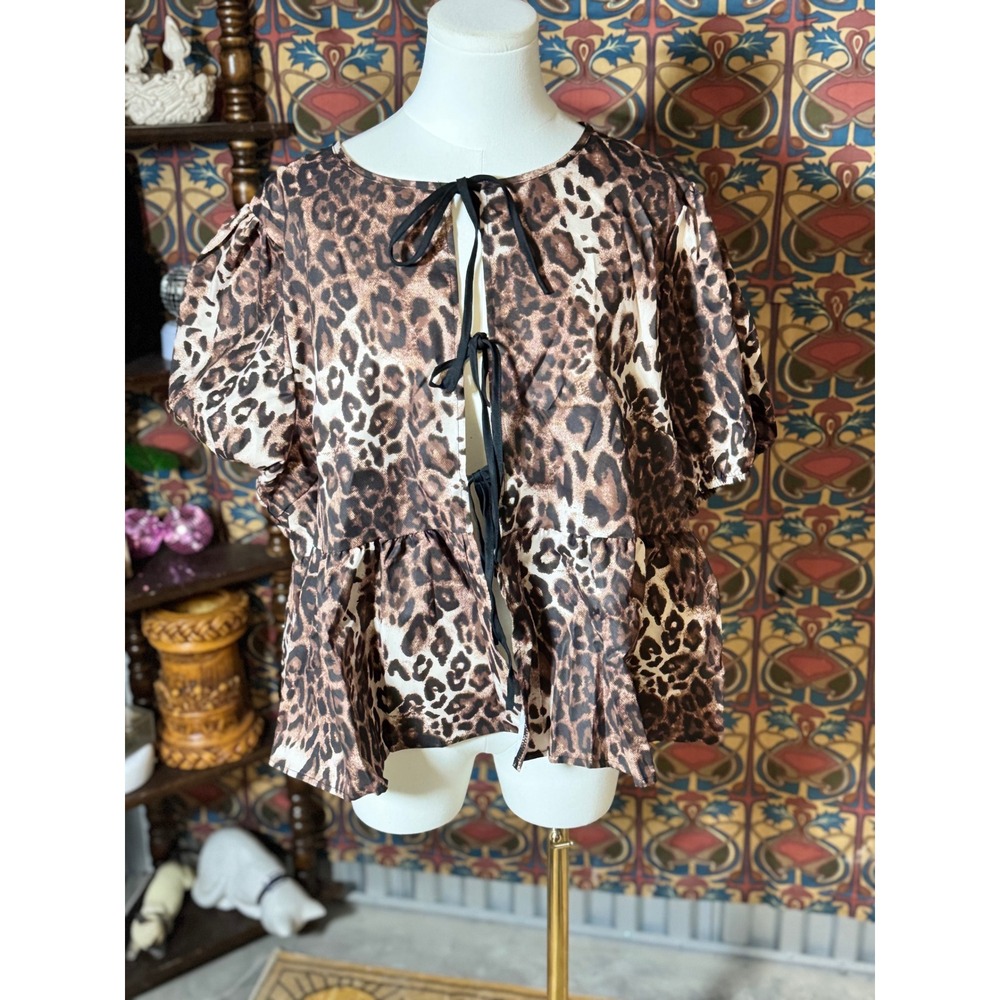 Boohoo Womens‎ Animal Print Short Sleeve Ruffle Hem Blouse Tie Front Top